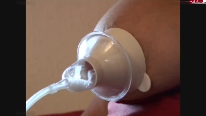 nipple-queen – MELKMASCHINE