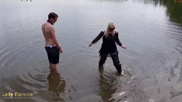 LadyKarame – Trampling mit Waders Gummistiefeln