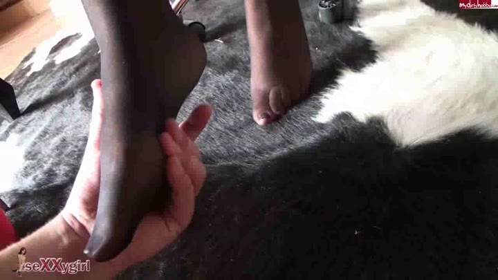 seXXyg!rl – Fuer Devote – Mach dich nuetzlich, Sklave!