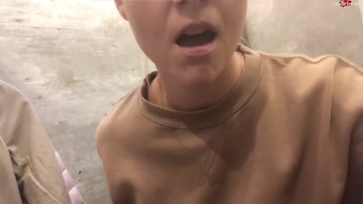 B!bixxx – Anal – Spontaner Einkaufs-Quicky