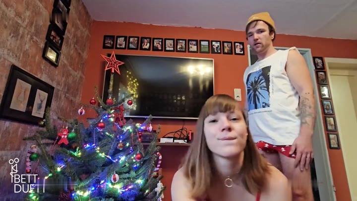 BettDuett – Wünschelrute am Weihnachtsbaum reiten