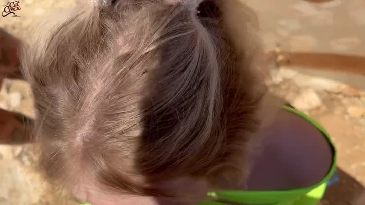 Cat-Coxx – Zu doof für alles – Stieftochter zur Schlampe gemacht jetzt muss sie hinhalten