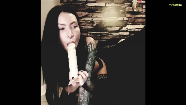 Ginabae – Gefalle ich dir – Tiefe, nasse Blowjob Kunst in Steifeln und Nylon
