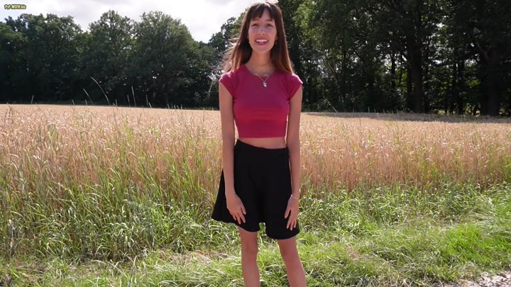 Layla_von_H0hensee – Ich fuehle mich bereit – Jetzt suche ich einen Drehpartner