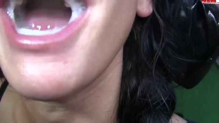 LilyBang – Cum Swapping und Bukkake mit Anna