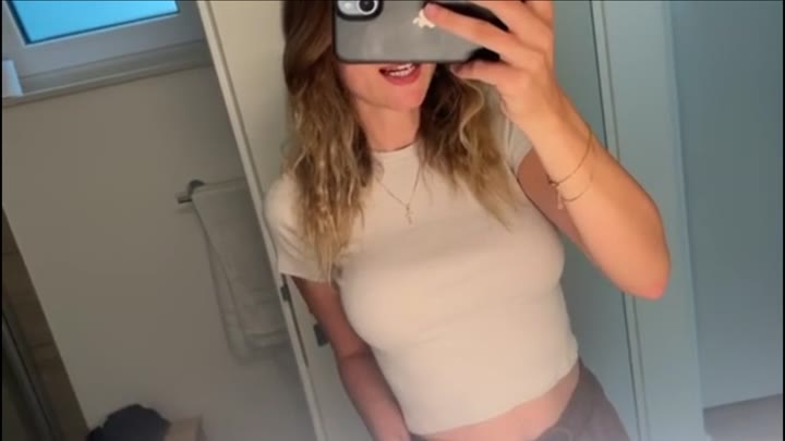 AlishaSecret – Hey, hier ist die Alisha – Hoffentlich gefällt dir mein Vorstell Video – Freue mich auf dich