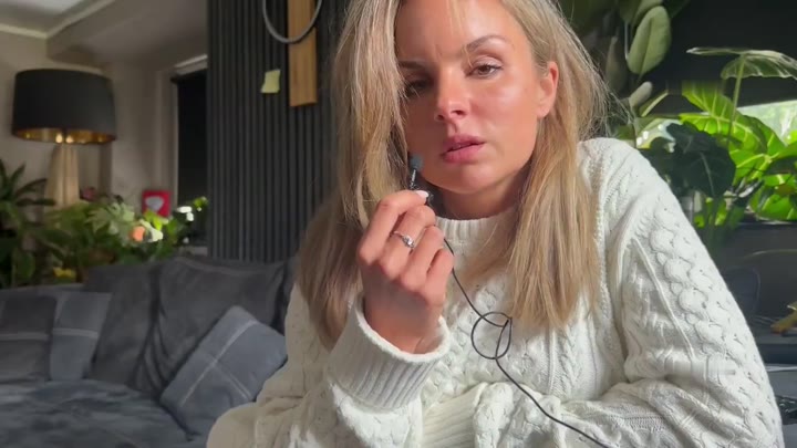 Arya_LaRoca – DAS gab es hier noch nie – Sinnliche Wichsanleitung