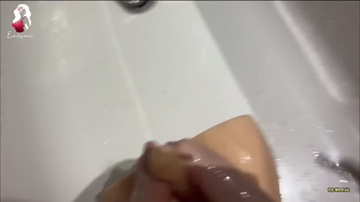 Emilynoir – Blow-Foot-Pee Job – All in one