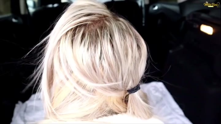 Miss-Mila – Lederstiefel Outdoor Besamung