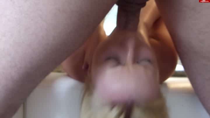 B!bixxx – Heftig – Doppelte Beziehung fuer doppeltes spritzen