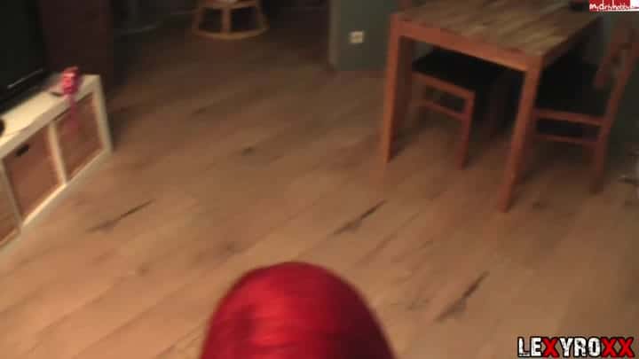 LexyR0xx – Bespannt, AO gefickt und vollgespritzt