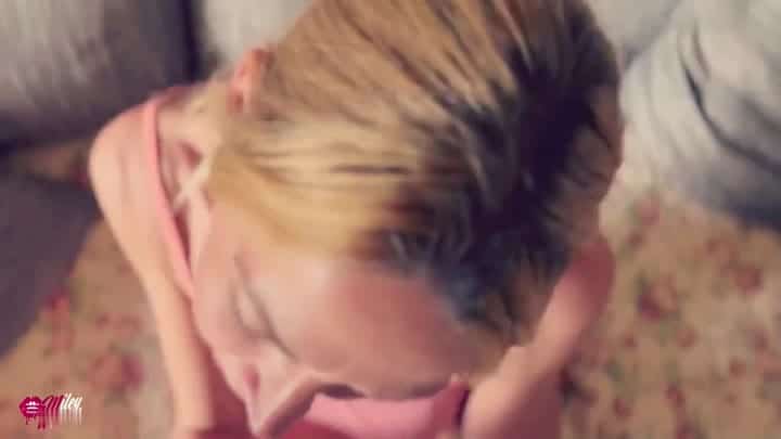 Miley-Weasel – So ein Schwein spritzt mich einfach voll