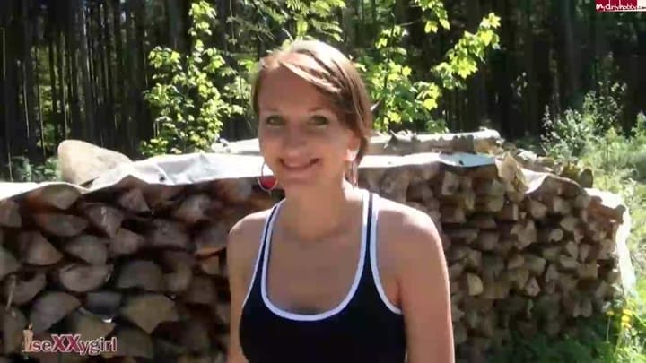 seXXyg!rl – Beim Joggen erkannt