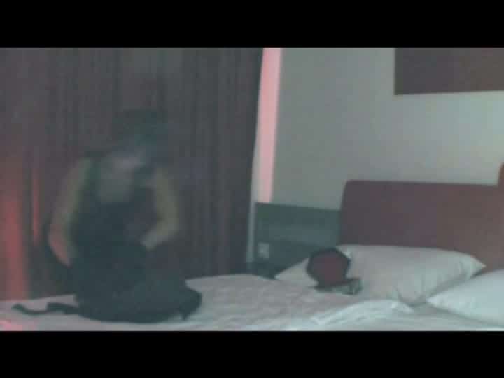 Sexyangel2007 – Einbrecherin gefickt