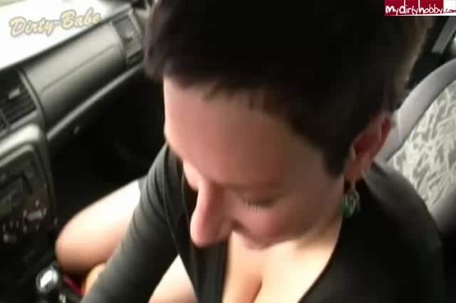 Dirty-Babe – Parkplatz – Schluckluder