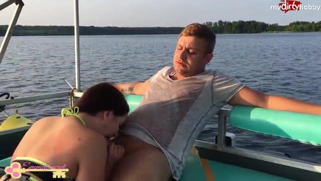 EmmaS3cret – Public Fick – Mitten auf dem Mueggelsee – Und jeder konnte es sehen