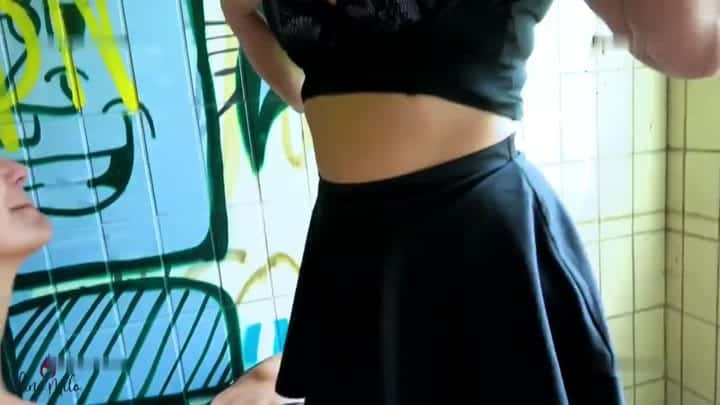 LinaMila – DRECKIG ABGEFICKT IM LOST PLACE – AMATEUR SWINGER 5ER SEX