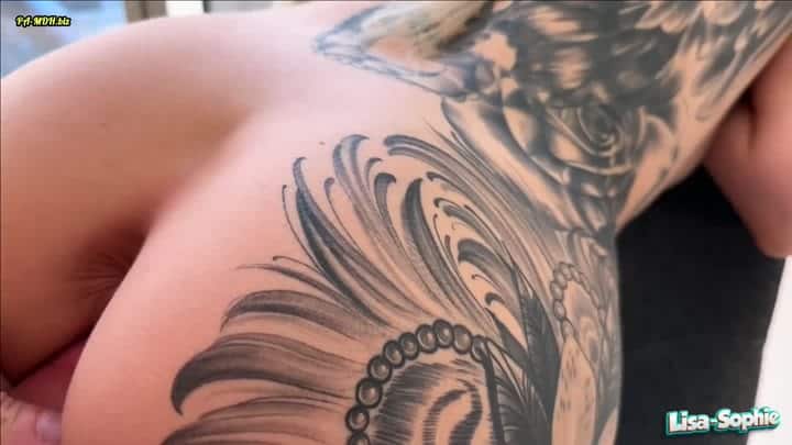 Lisa_Sophie – FICKGEIL AM MORGEN – und die ganze Stadt konnte sehen, wie ich gefickt wurde