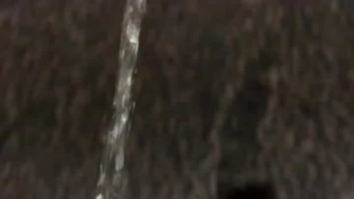 Miley-W3asel – PeeTour Teil 2 – Pussy weit geöffnet….