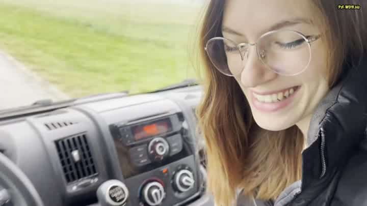 Luckylucy18 – Versetzt vom Date – Fremder nimmt mich mit und wird gefickt