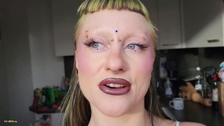 maria__lambrusco – Ich lasse euch ganz liebe Grüße da und hab eine Überraschung