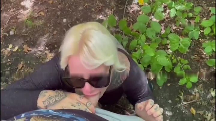 SteffiBlond – Hardcore LKW bitch – EXTREM BILLIG OHNE GUMMI WEG GEHAUEN