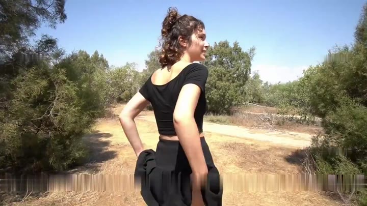 LinaLynn – Notfall Pipi fließt schief