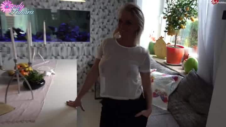 sweetpinkpussy – User bringt Geschenk zur Anprobe vorbei