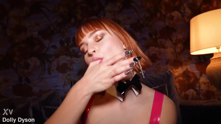 DollyDyson – Hab einen Fan mit Latex-Anal und Pisse gefickt