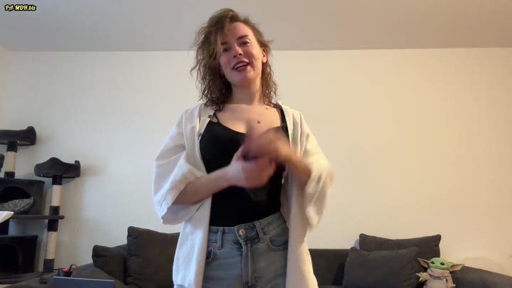 Mary-Fiziert – Bereu ich das mal – Meine Brüste öffentlich im Internet gezeigt