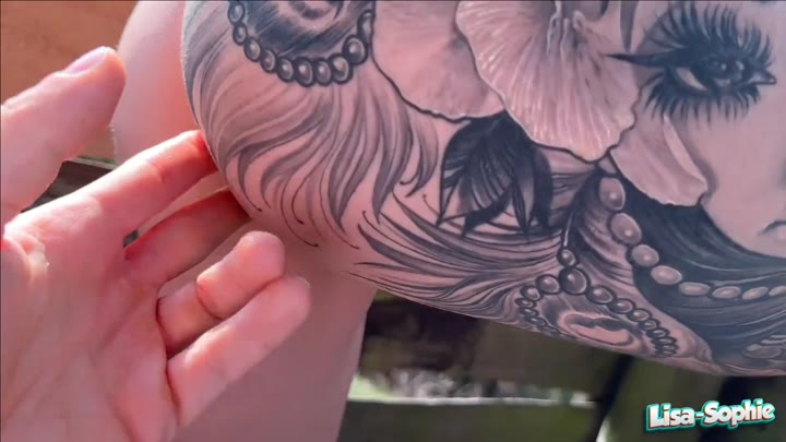 Lisa_Sophie – Public Creampie auf der Aussichtsplattform