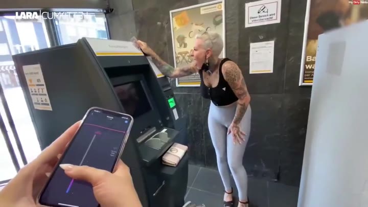 Cat-Coxx – Ferngesteuert durch die City..Public per App zum Dauer-Orgasmus