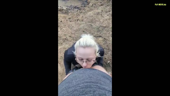 Kinky_celin – Geiler Outdoor Deepthroat am See