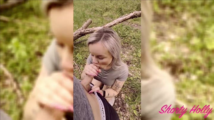ShortyHolly – Frühlingsfick im Freien