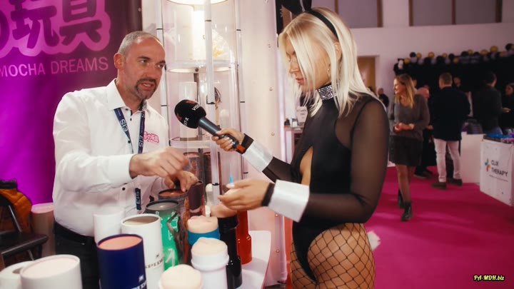 Visit-X – Venus 2024 – Folge 4 – LiaEngel testet verrückte Toys und Gadgets