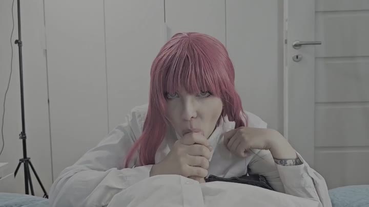 VyVaVega – Makima Unleashed – Intime cosplay Session im Hotelzimmer