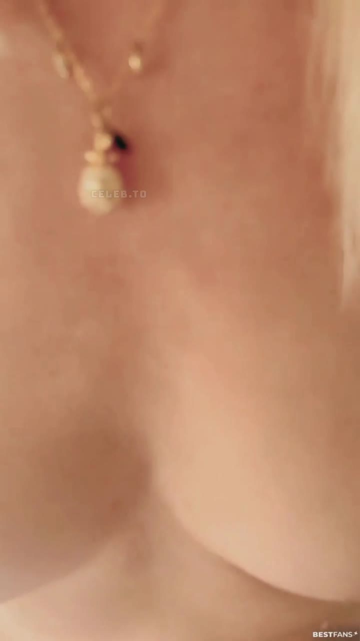 Mia_Julia – Privater gehts nicht – Wem gehört dieser Schwanz der mich fickt