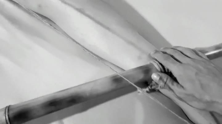 BDSMLovers91 – Beweg dich, wenn du willst – Titten-bondage mit ihren nippeln an ihren zehen geklemmt