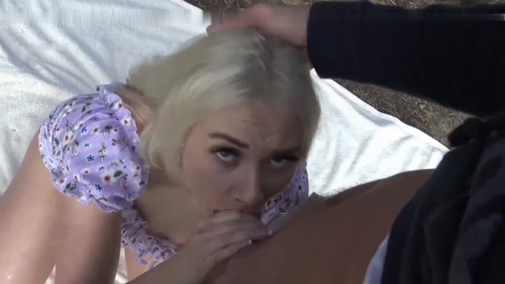 lanacoxx – Hemmungsloser Outdoor Quickie unter der Sonne