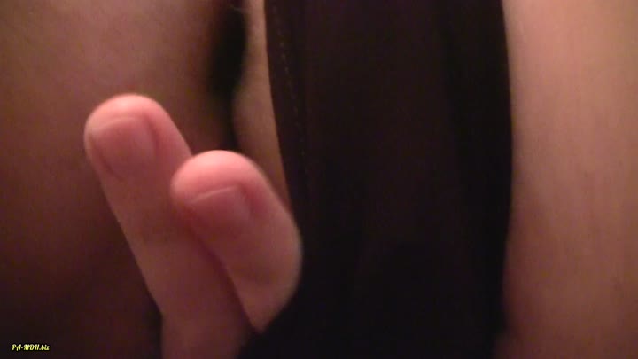 Ledert – Fingerfick – Meine Fotze liebt es