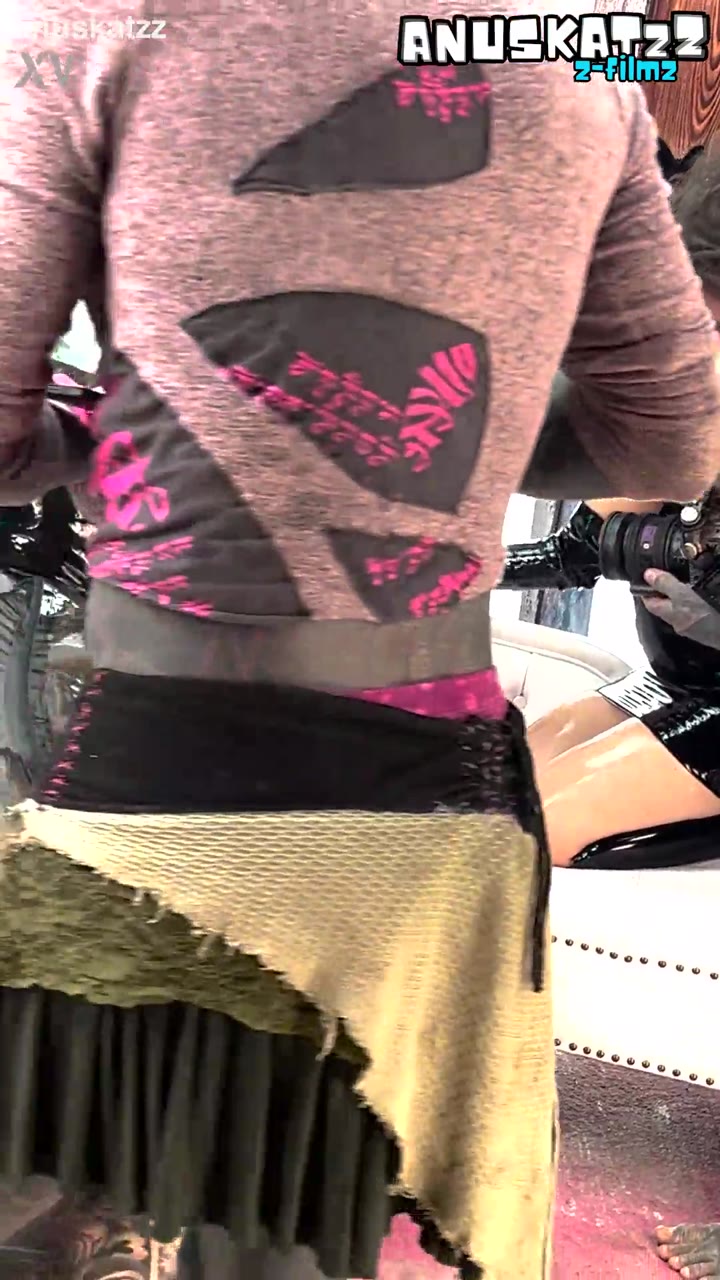 Anuskatzz – Latex-Dominanz-Shooting – Blick hinter die Kulissen – lisa_rocketcock
