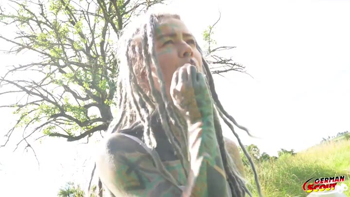 German-Scout – Tattoo Model Anuskatzz beim Casting Anal gefickt