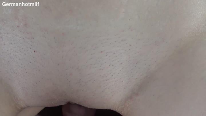 GermanHotMilf – Quickie Fick mit Creampie