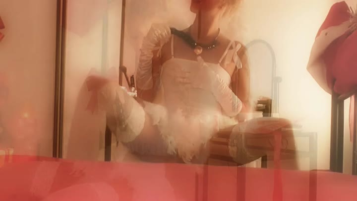 Nylon_Milfs – Der weihnachtsdildo