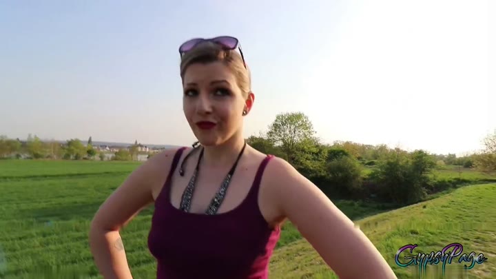 GypsyPage – Die goldene Dusch Entjungferung