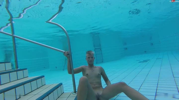 HornyRoxy – Deine Ultimative Schwanzbehandlung – Spritz ab bevor Dir die Luft ausgeht