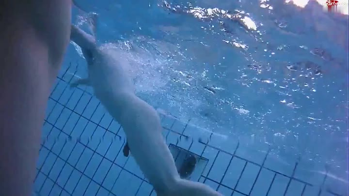 HornyRoxy – PoolBitch – Mit dem Freund meiner besten Freundin