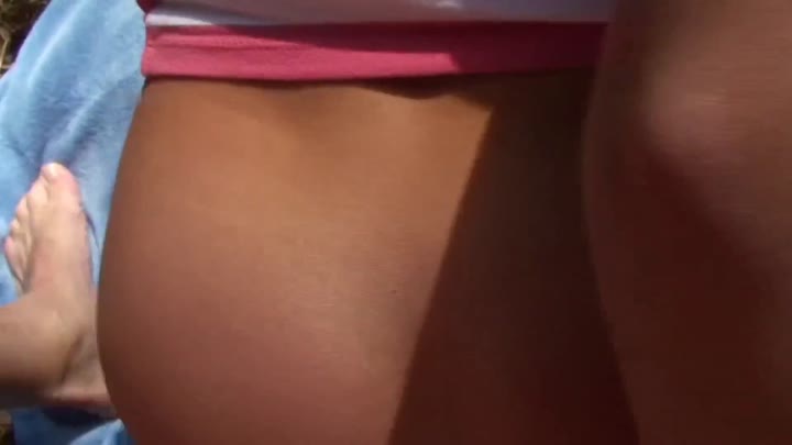 Nachbarsfoetzchen – Outdoorfick im POV Style