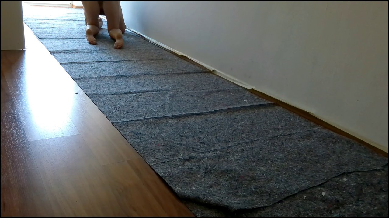 SimoneLive1 – Wie Ich Den Maler Bei Der Arbeit Helfen