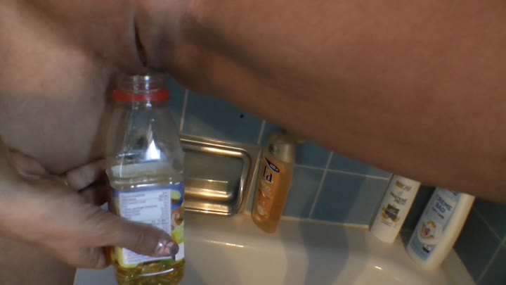 SweetSusiNRW – Wette Wer Pisst Mehr